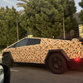 6756a84832056_interesting-things-on-the-road.jpg