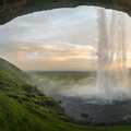 iceland_waterfall.jpg