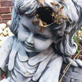bee_statue.jpg
